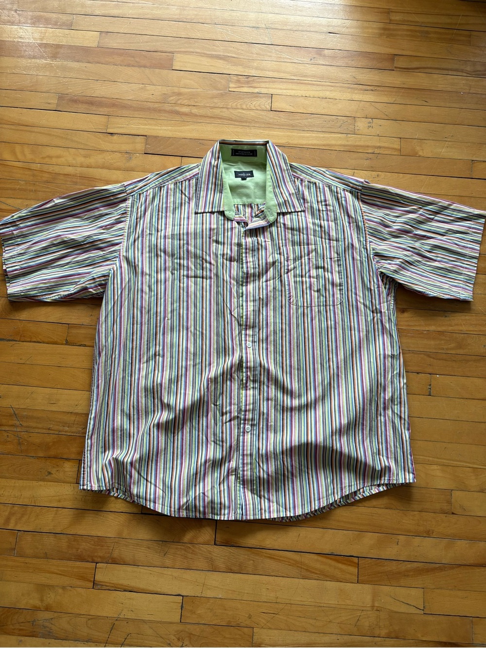 Men's Short-Sleeve Striped Button-Up Shirt in Multicolor